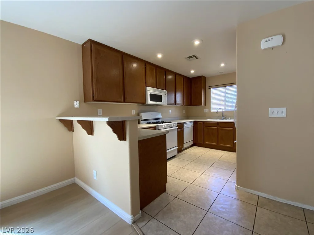 5039 Aesop, Las Vegas, NV 89139