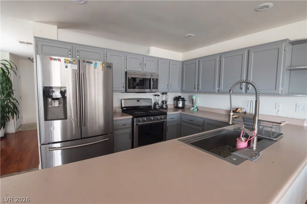 2027 Tallow Tree, North Las Vegas, NV 89032