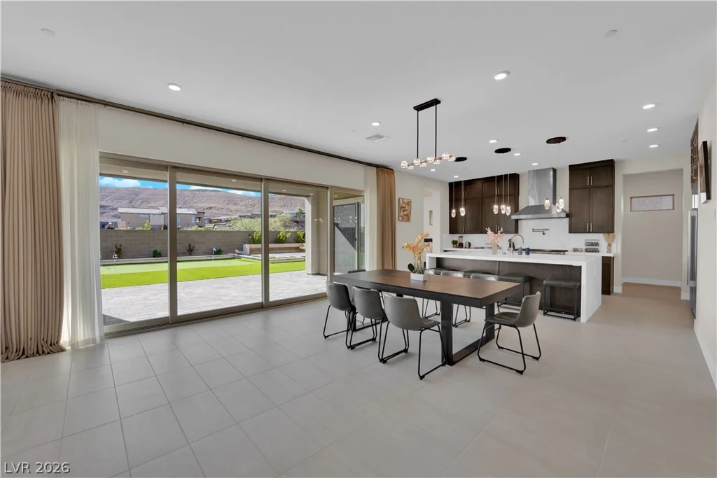 10663 Stone Ledge, Las Vegas, NV 89135