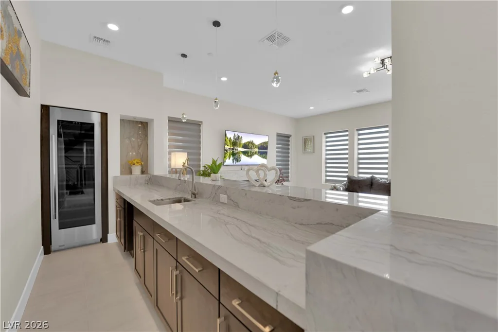 10663 Stone Ledge, Las Vegas, NV 89135