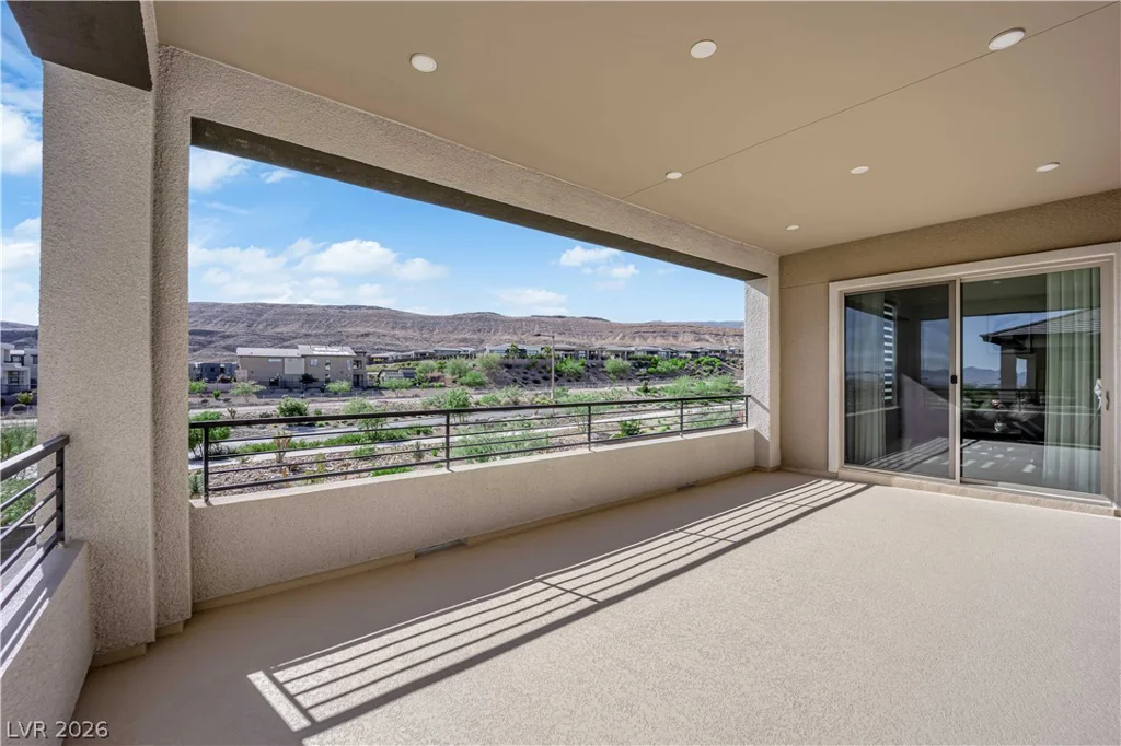 10663 Stone Ledge, Las Vegas, NV 89135