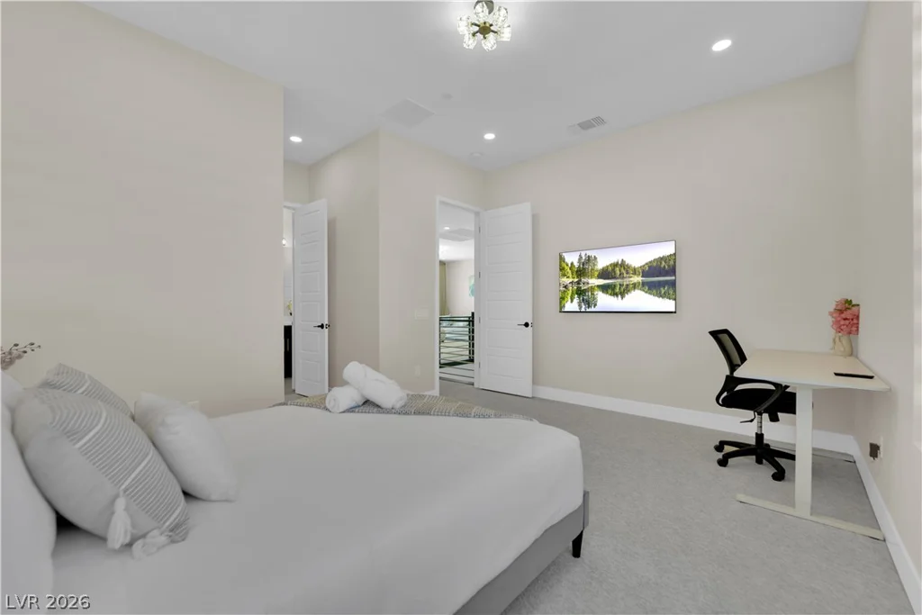 10663 Stone Ledge, Las Vegas, NV 89135