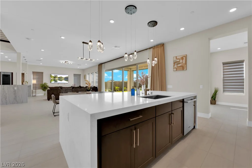 10663 Stone Ledge, Las Vegas, NV 89135