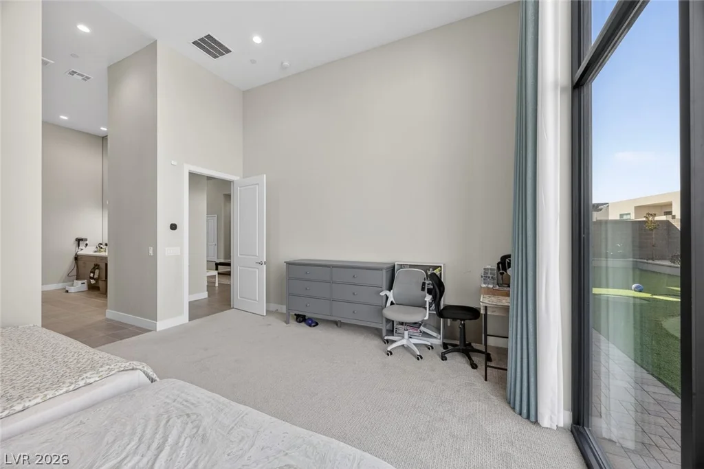 10766 Agate Cliffs, Las Vegas, NV 89135
