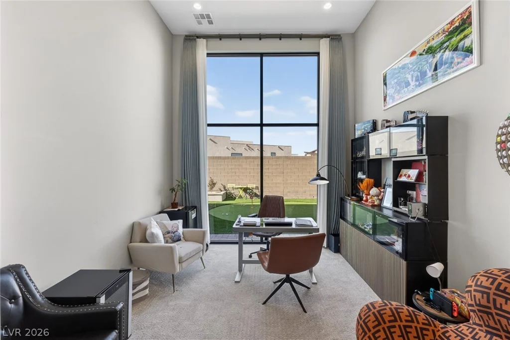 10766 Agate Cliffs, Las Vegas, NV 89135