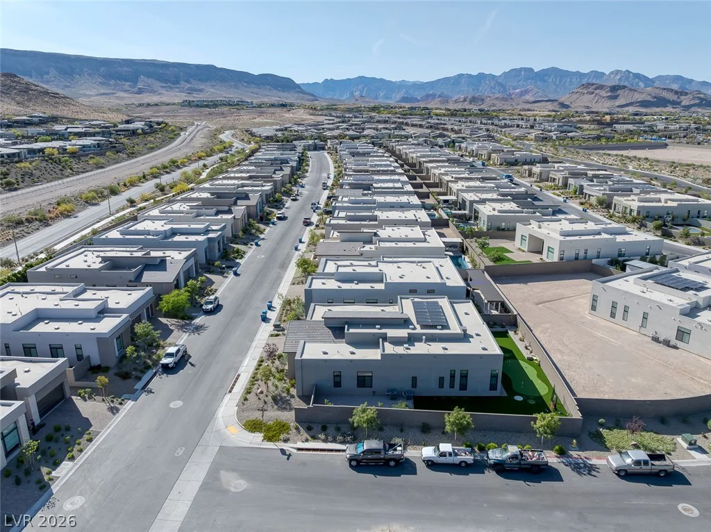 10766 Agate Cliffs, Las Vegas, NV 89135