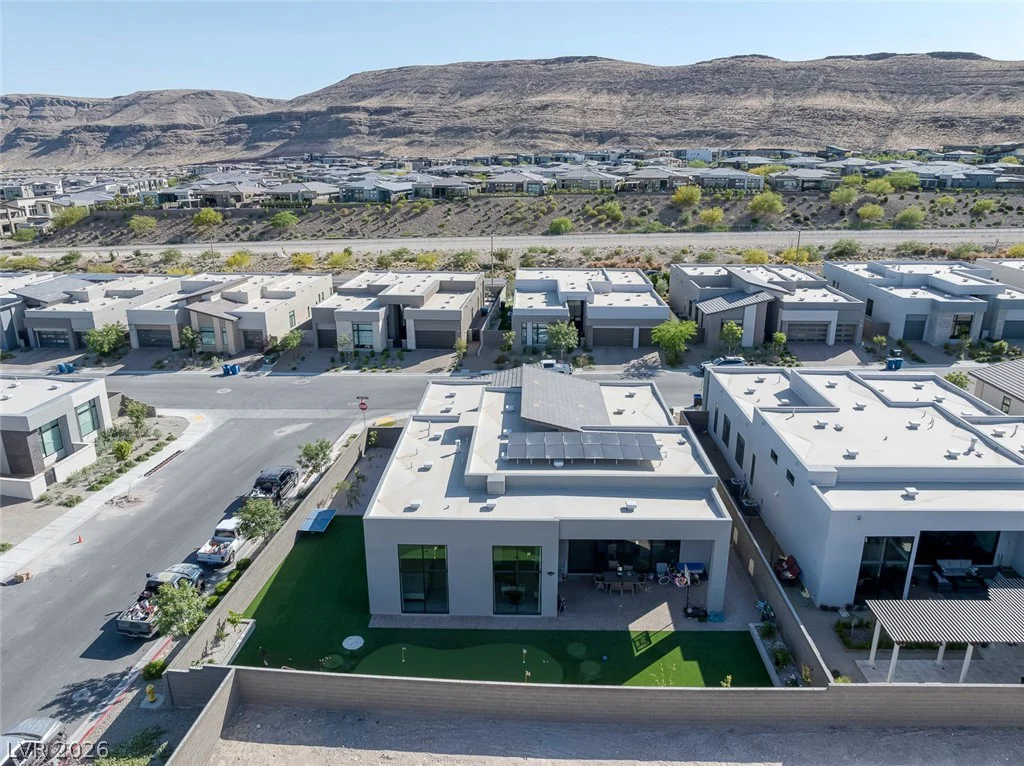 10766 Agate Cliffs, Las Vegas, NV 89135