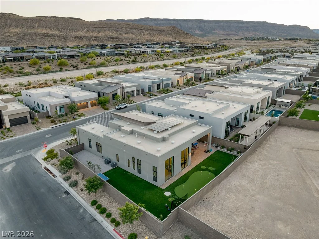 10766 Agate Cliffs, Las Vegas, NV 89135