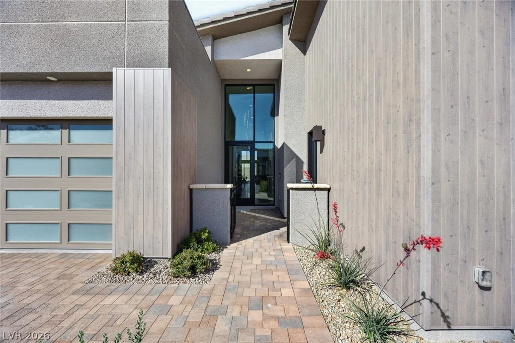 10766 Agate Cliffs, Las Vegas, NV 89135