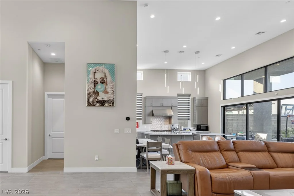 10766 Agate Cliffs, Las Vegas, NV 89135