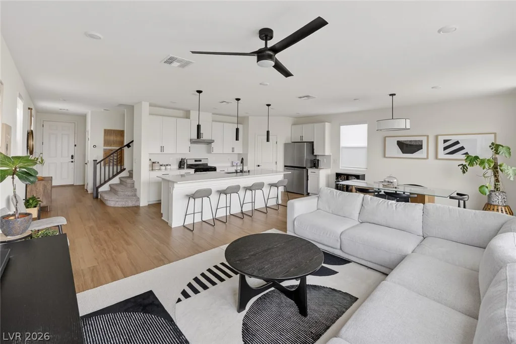 10210 Midnight Onyx, Las Vegas, NV 89141