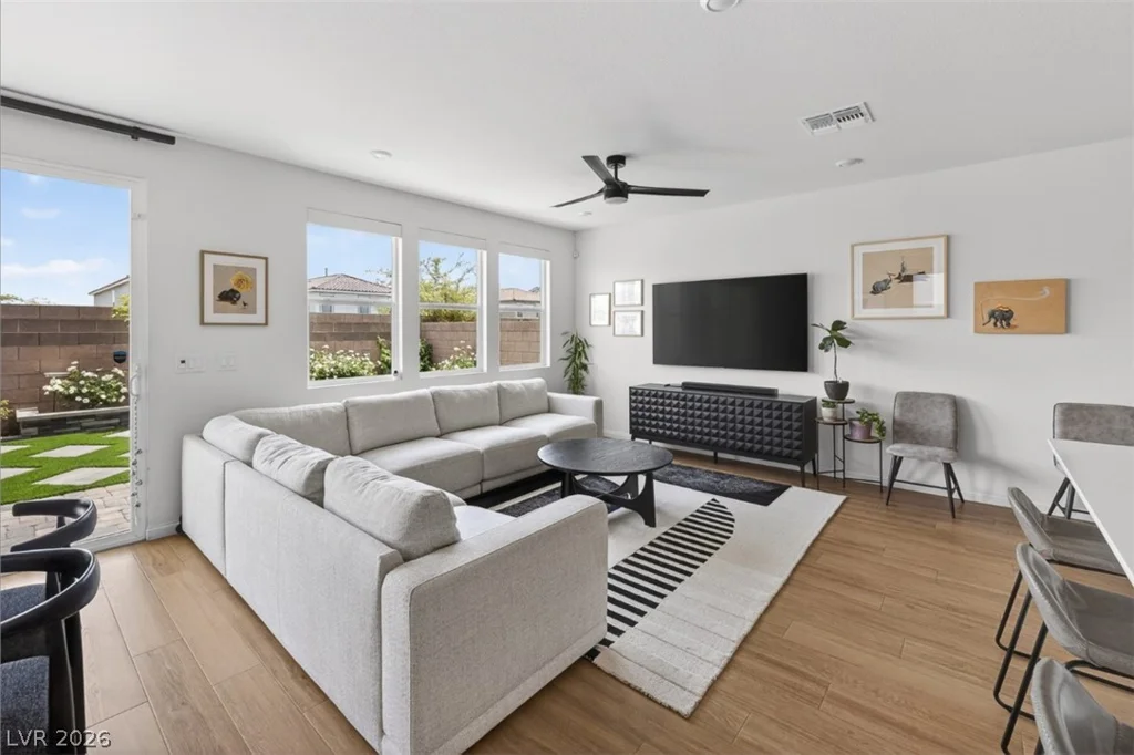 10210 Midnight Onyx, Las Vegas, NV 89141