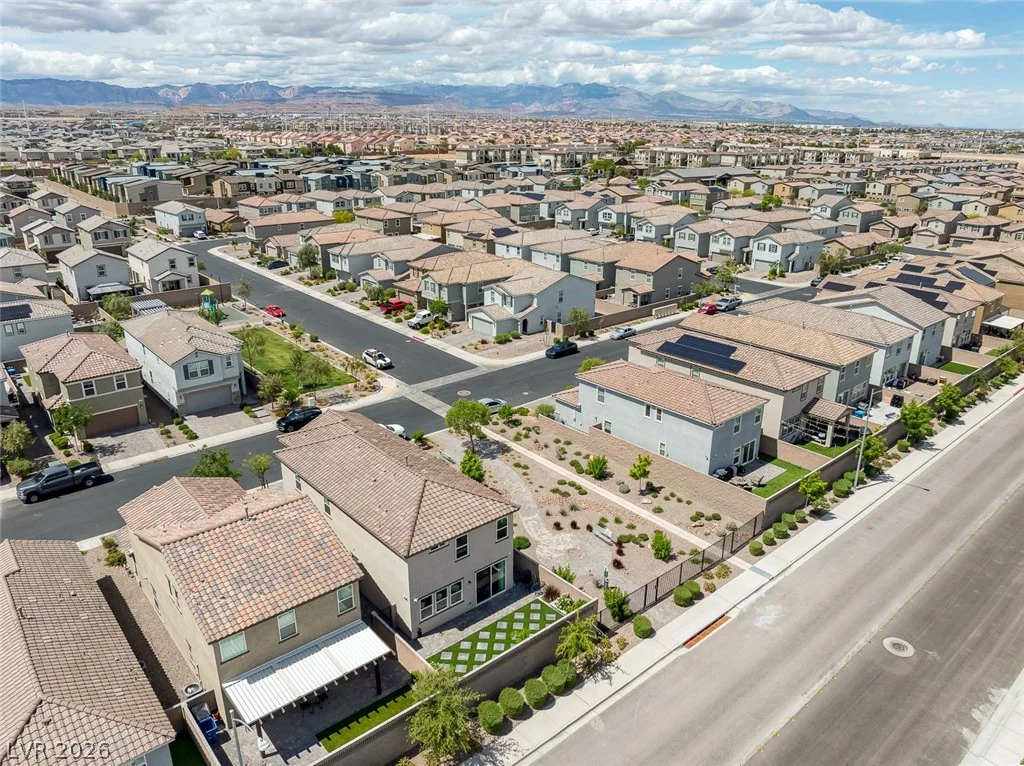 10210 Midnight Onyx, Las Vegas, NV 89141
