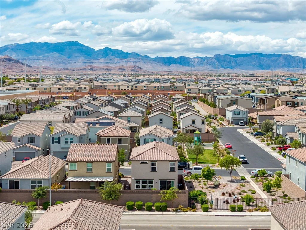 10210 Midnight Onyx, Las Vegas, NV 89141