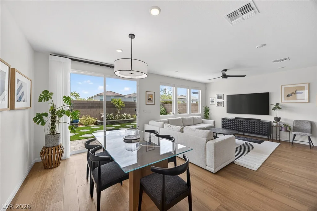 10210 Midnight Onyx, Las Vegas, NV 89141
