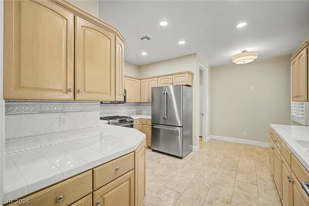 9430 Laguna Niguel, Las Vegas, NV 89134