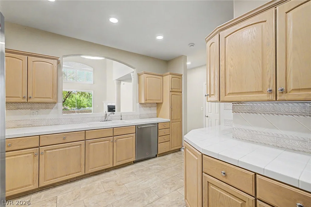9430 Laguna Niguel, Las Vegas, NV 89134