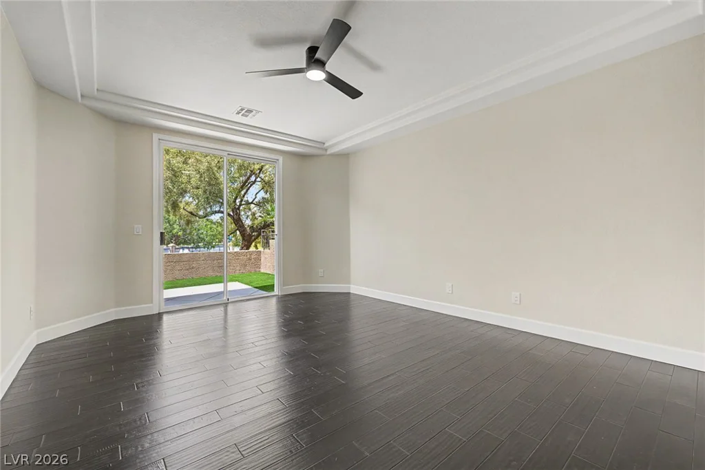 9430 Laguna Niguel, Las Vegas, NV 89134