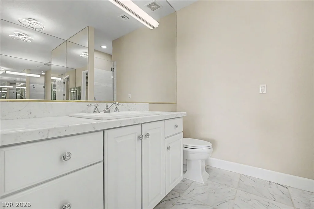 9430 Laguna Niguel, Las Vegas, NV 89134