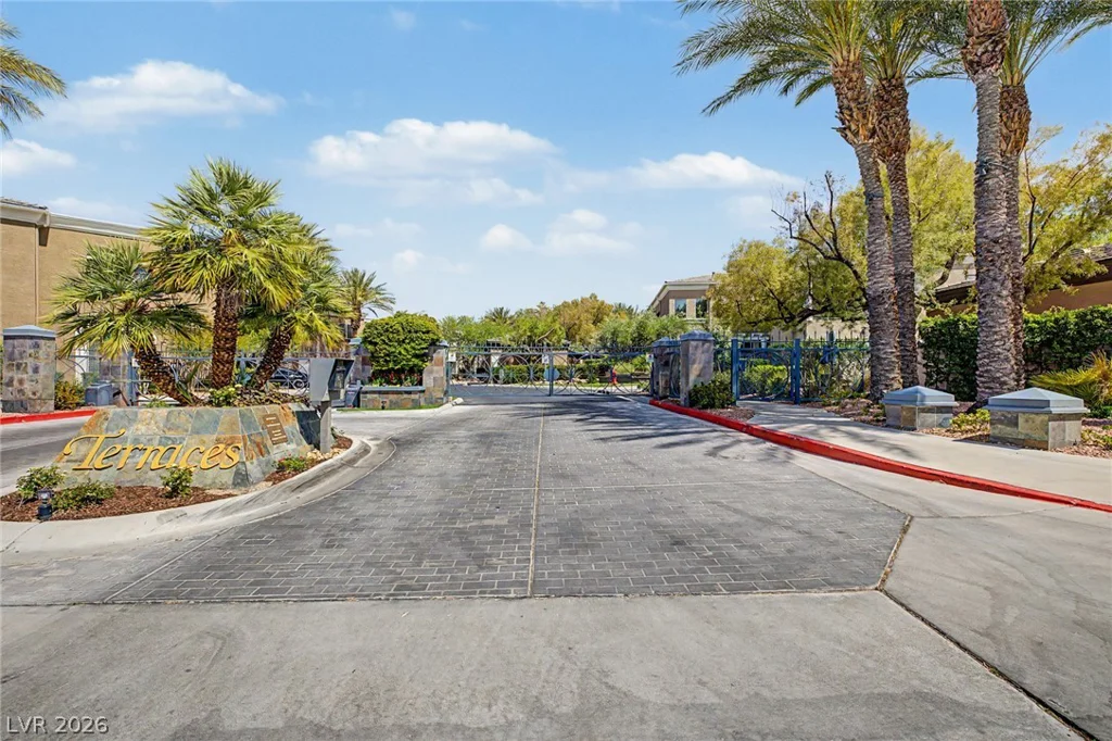 9430 Laguna Niguel, Las Vegas, NV 89134