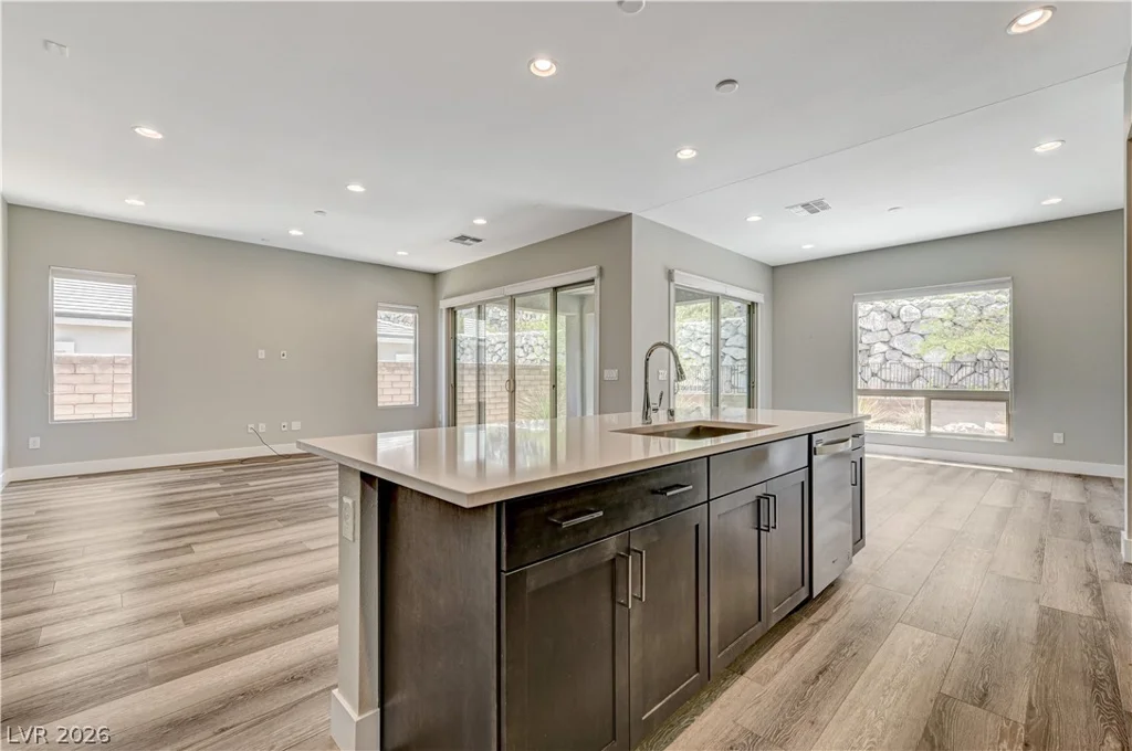 11121 Red Yucca, Las Vegas, NV 89138