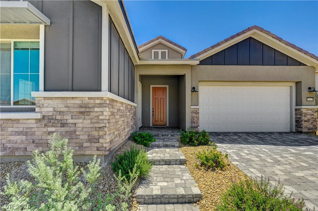 11121 Red Yucca, Las Vegas, NV 89138