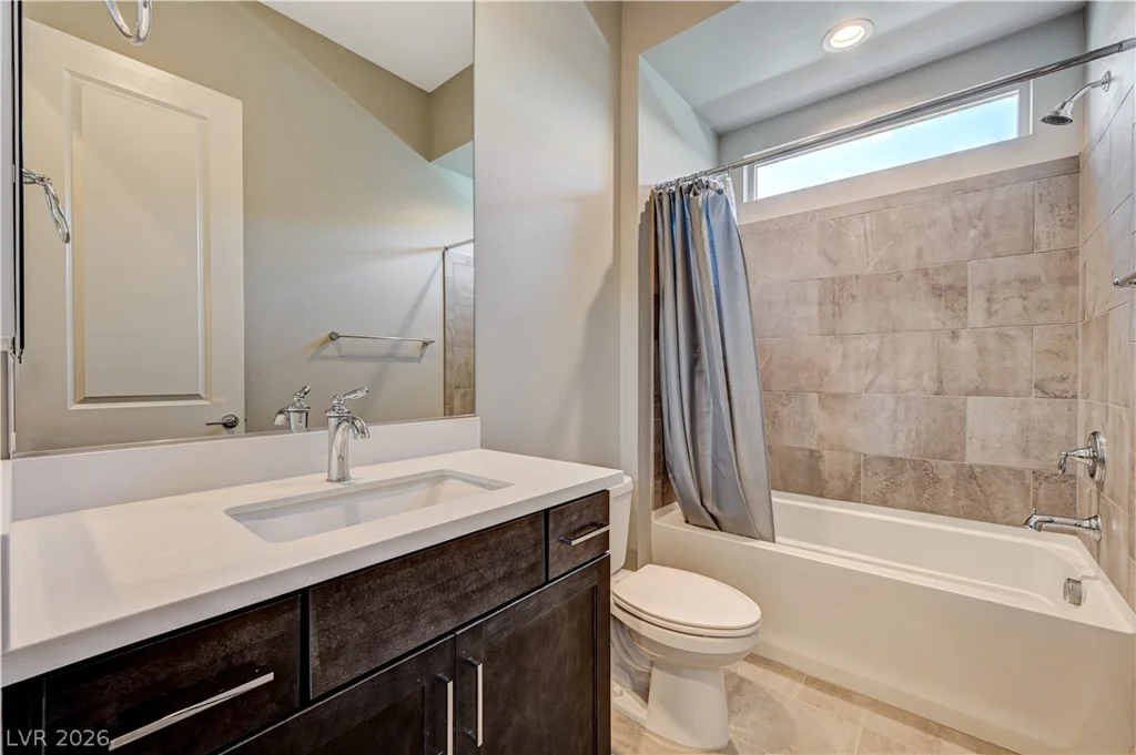 11121 Red Yucca, Las Vegas, NV 89138