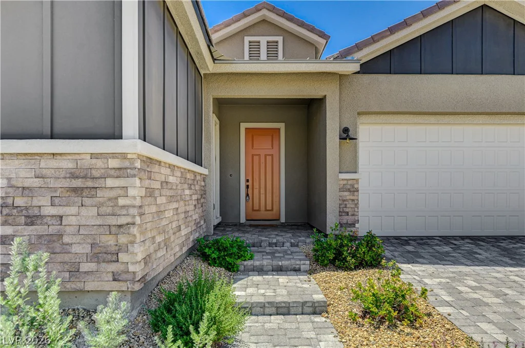 11121 Red Yucca, Las Vegas, NV 89138