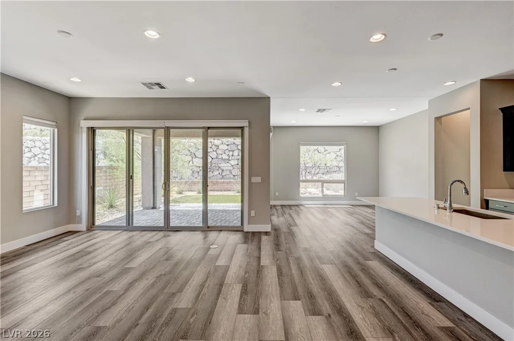 11121 Red Yucca, Las Vegas, NV 89138