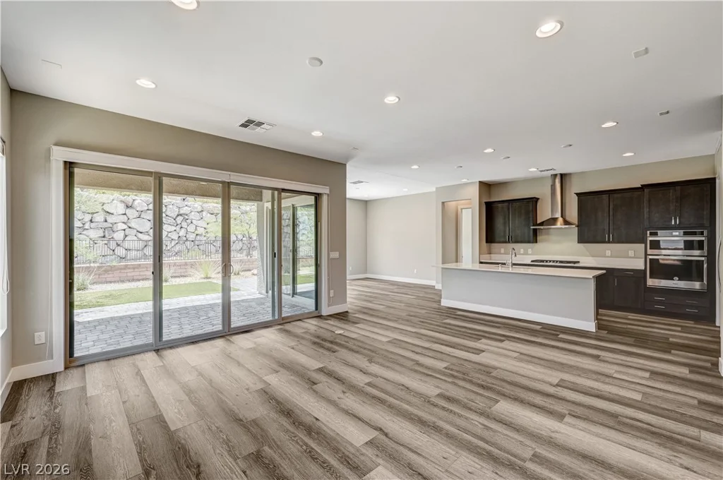 11121 Red Yucca, Las Vegas, NV 89138