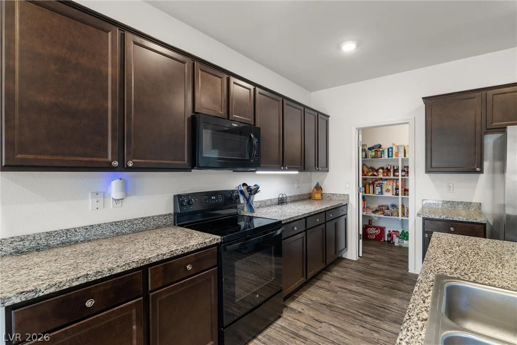 3821 Summit, Pahrump, NV 89061