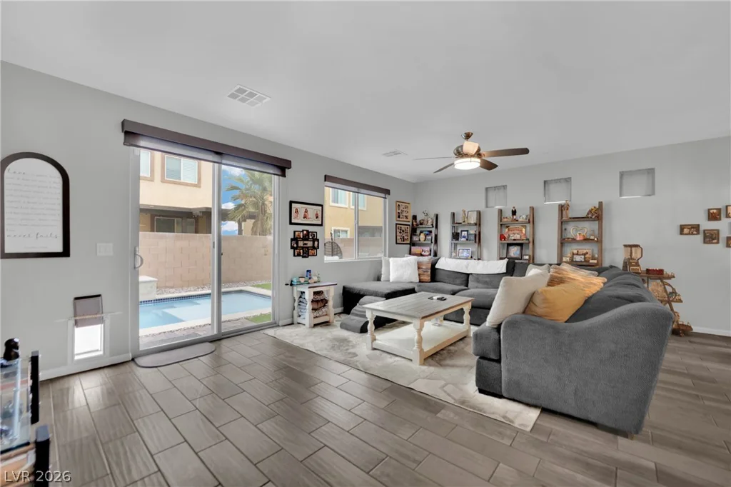 3326 Faywood Springs, Las Vegas, NV 89141