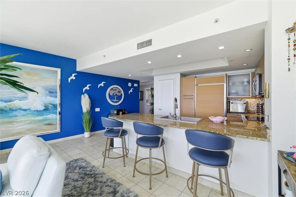 322 Karen, Las Vegas, NV 89109