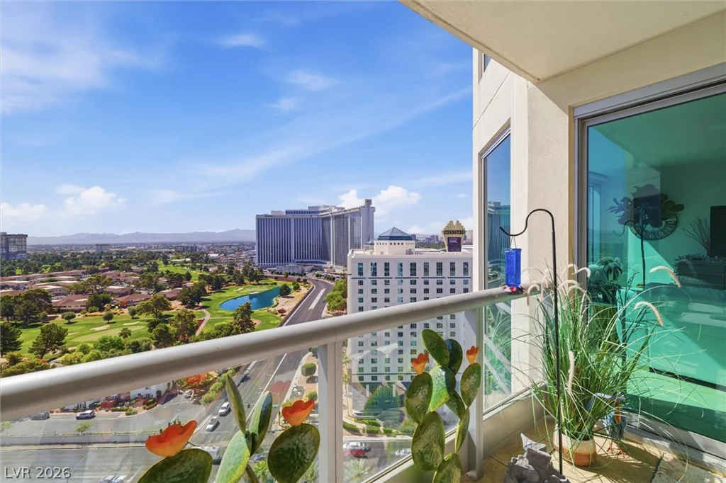 322 Karen, Las Vegas, NV 89109