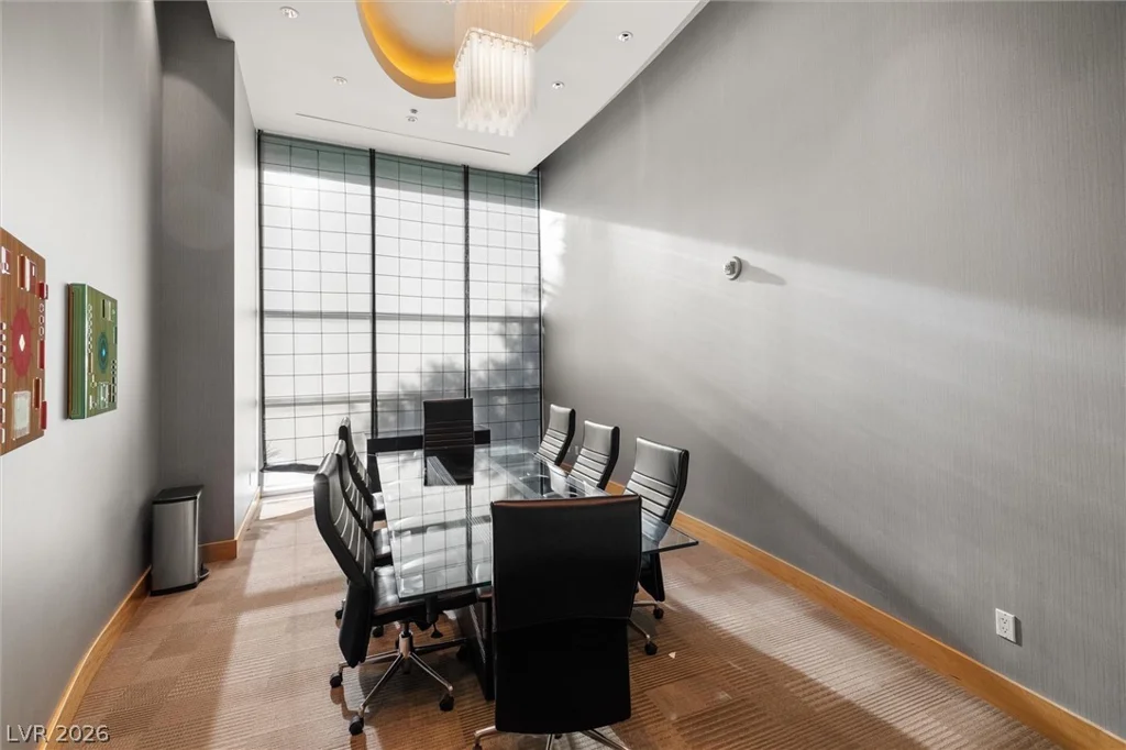 322 Karen, Las Vegas, NV 89109