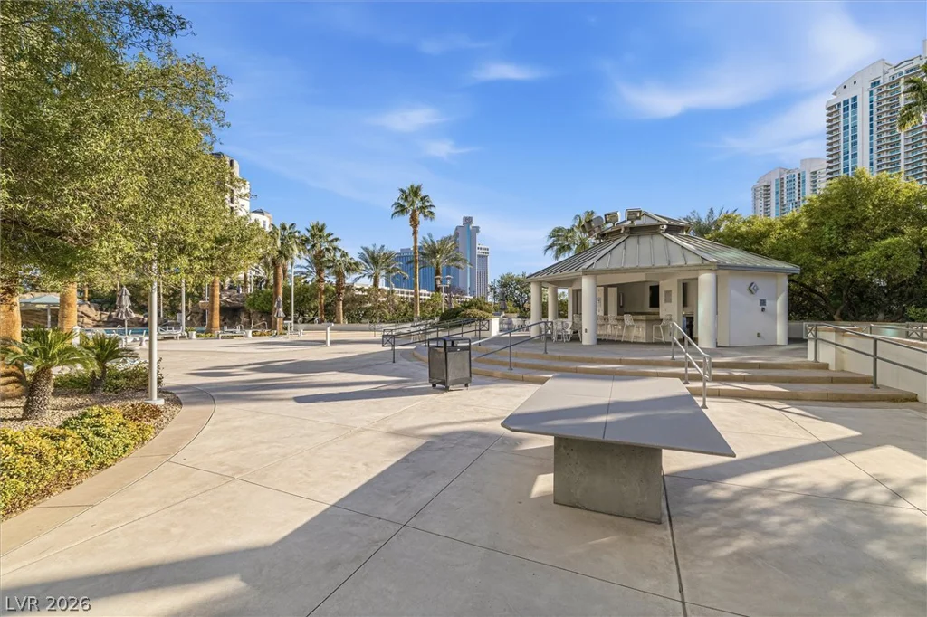 322 Karen, Las Vegas, NV 89109
