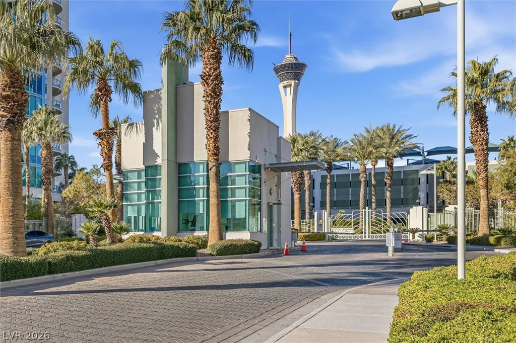 322 Karen, Las Vegas, NV 89109