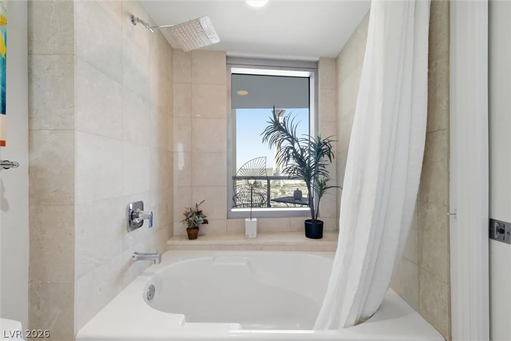 322 Karen, Las Vegas, NV 89109