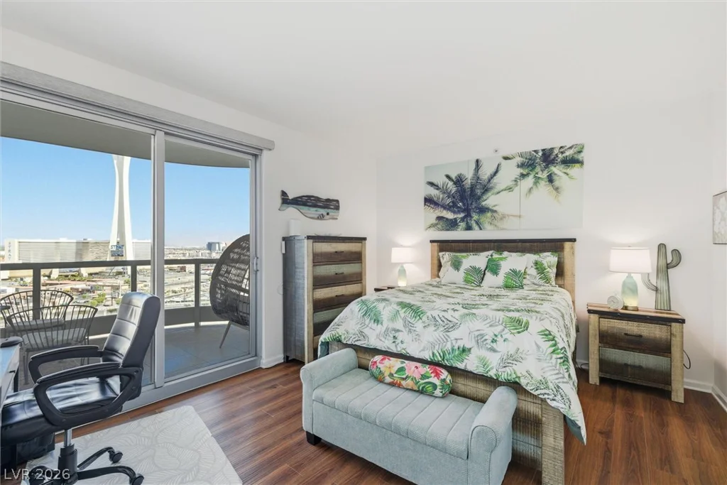 322 Karen, Las Vegas, NV 89109