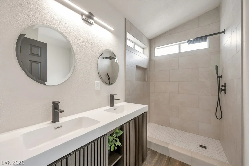 3748 Bossa Nova, Las Vegas, NV 89129