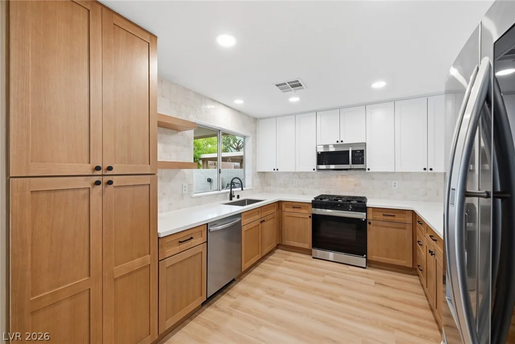 3929 Marble Mountain, Las Vegas, NV 89129