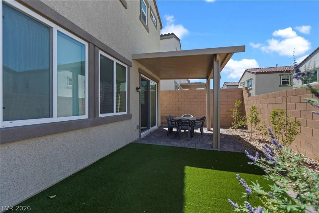 10590 Dryades, Las Vegas, NV 89166