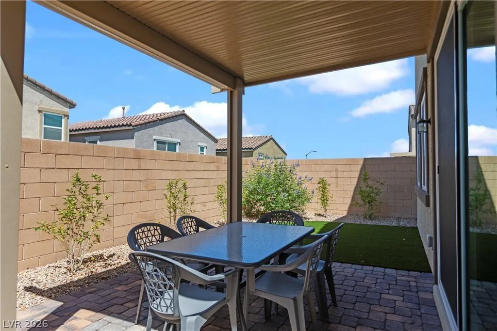 10590 Dryades, Las Vegas, NV 89166