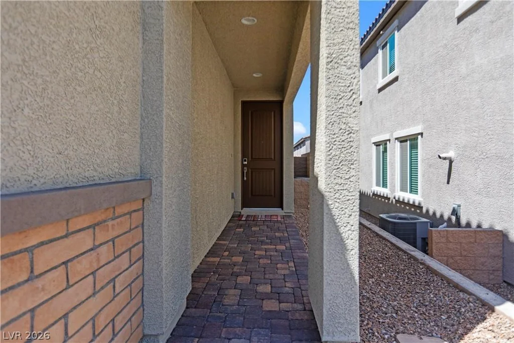 10590 Dryades, Las Vegas, NV 89166