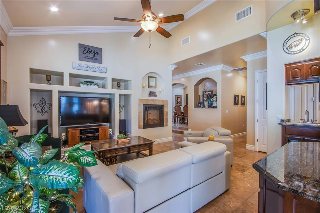 8965 Tenaya, Las Vegas, NV 89113