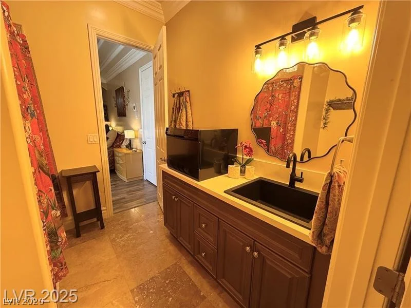 8965 Tenaya, Las Vegas, NV 89113