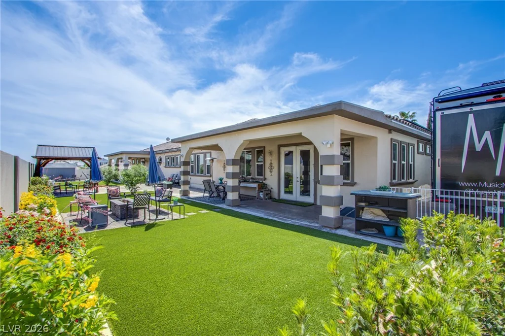 8965 Tenaya, Las Vegas, NV 89113
