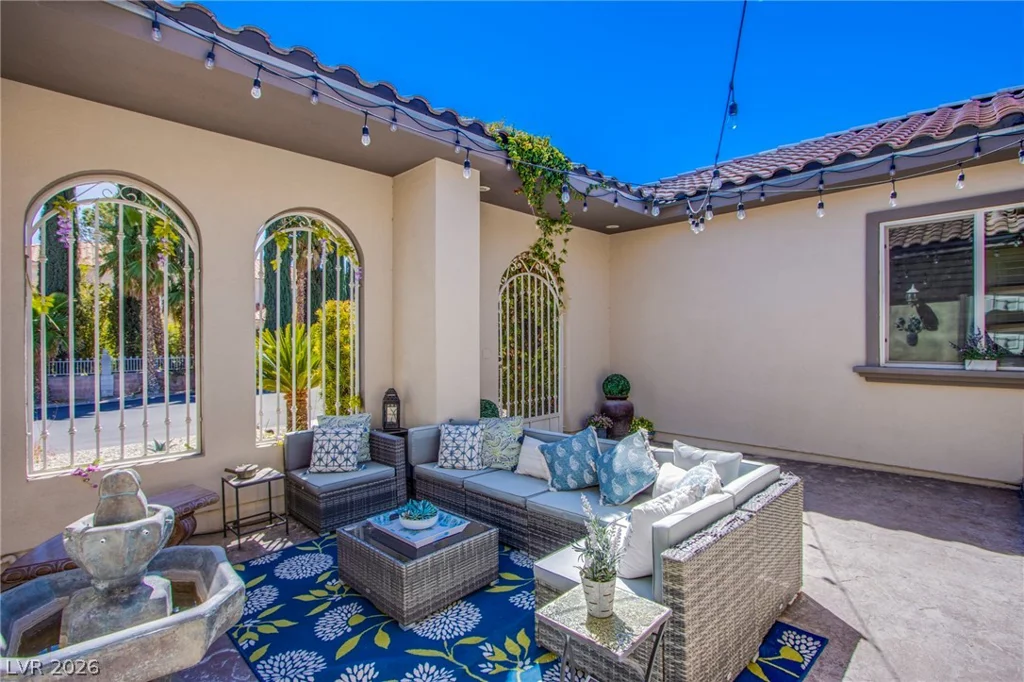 8965 Tenaya, Las Vegas, NV 89113