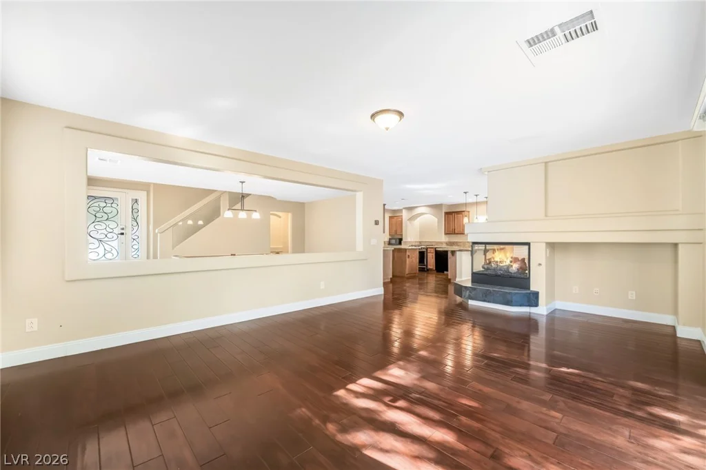 10919 Pentland Downs, Las Vegas, NV 89141