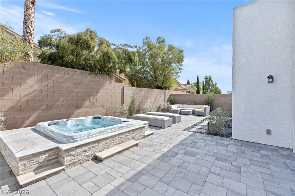 8990 Golden Crow, Las Vegas, NV 89148